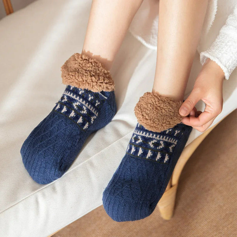 CozyStep™ – Plush Winter Slipper Socks -