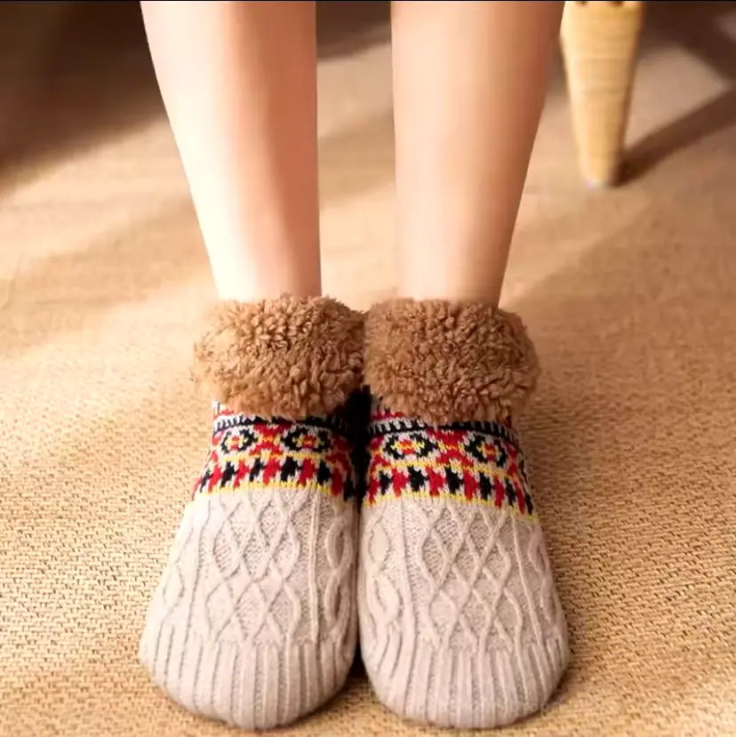 CozyStep™ – Plush Winter Slipper Socks -